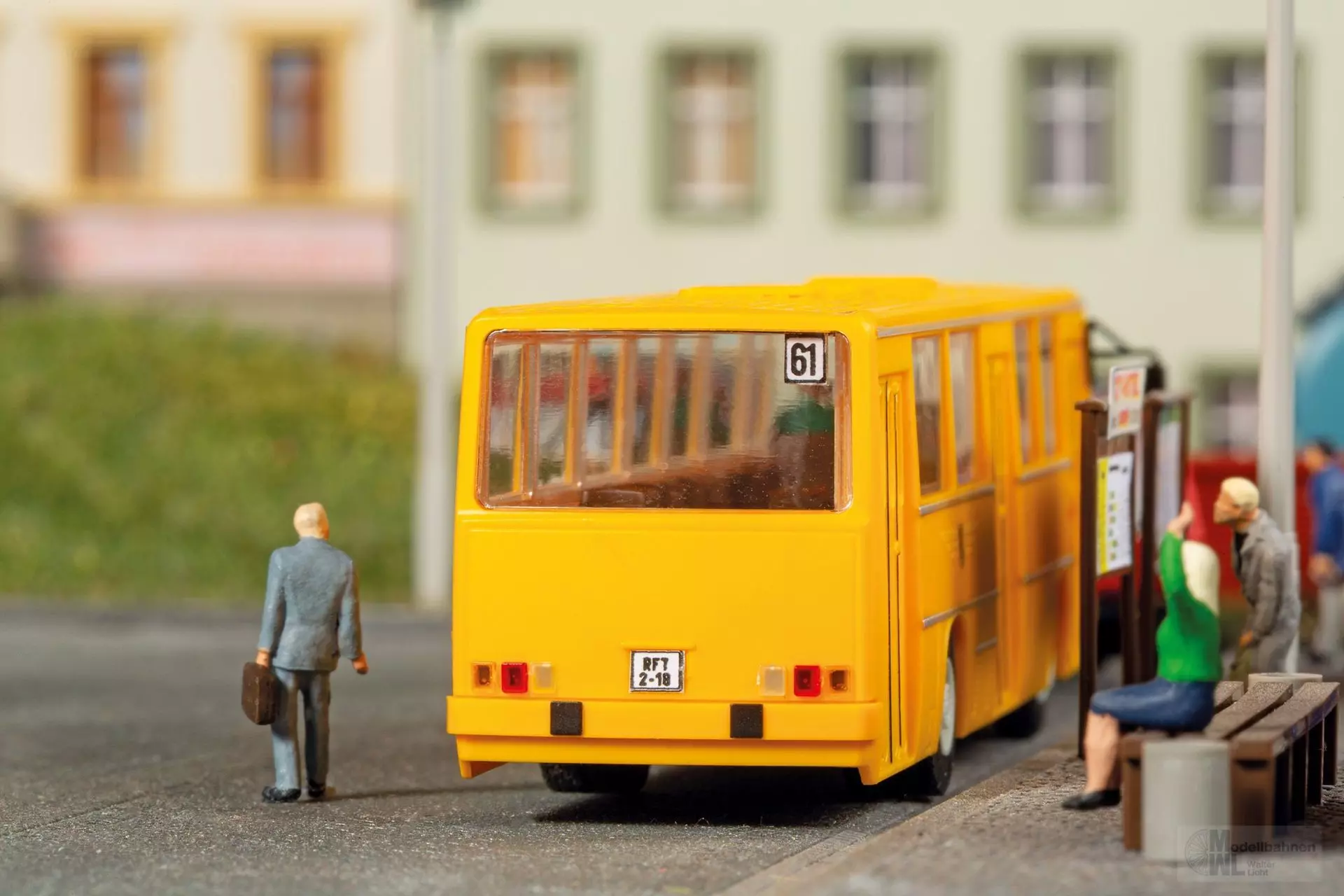 Auhagen 11479 - mini car IKARUS 260 Dresden TT 1:120