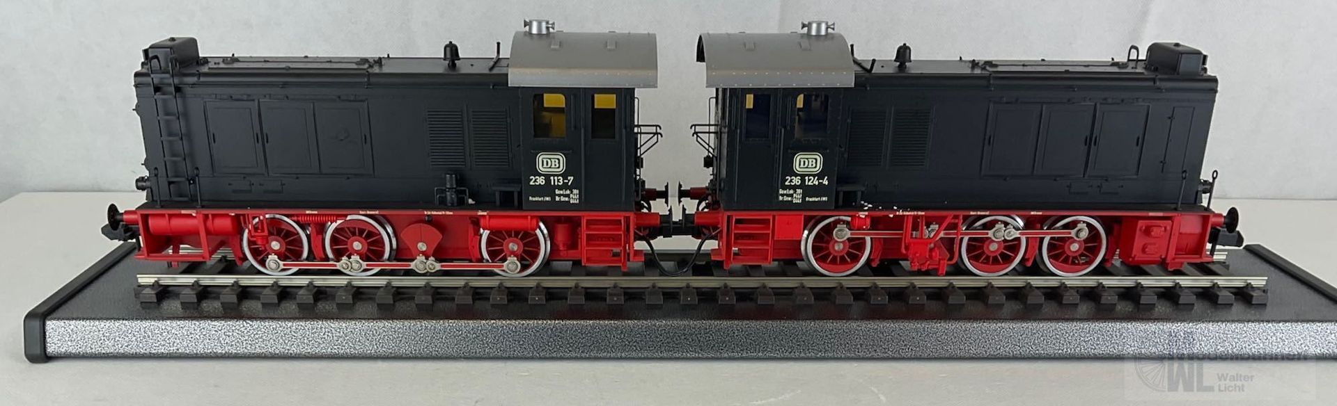 Märklin 5530 - MÄRKLIN - Diesellok BR 236 113-7 und 236 124-4 DB Ep.IV  Spur 1 