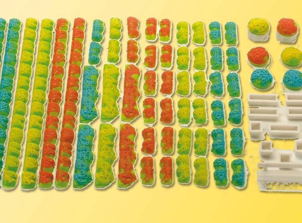 Kibri 38141 - Deko-Set Blumenkübel und Gartenausstattung H0 1:87