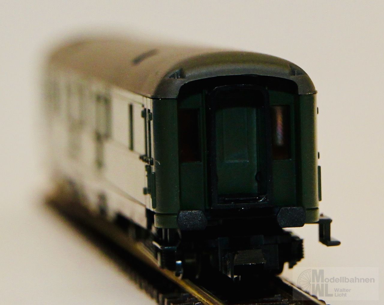 Roco 02270A - ROCO - Schürzen Bahnpostwagen DB N 1:160