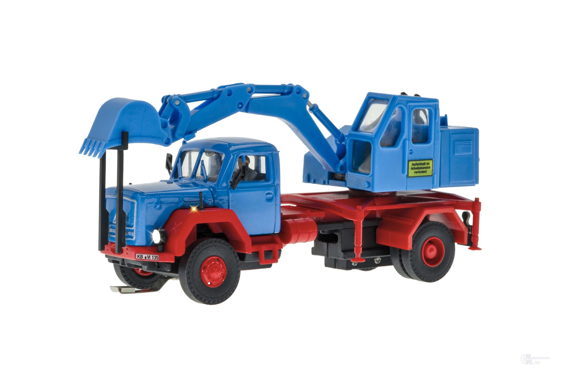 Viessmann 8135 - Magirus Deutz Eckhauber mit B aggeraufbau 2-achs H0 1:87