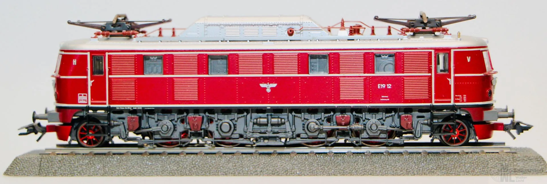 Märklin 3769 - MÄRKLIN - E-Lok E19 12 DRG Ep.II rot H0/WS Digital