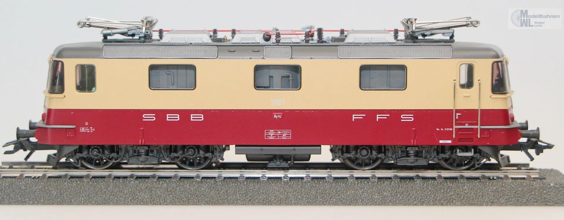 Märklin 37343 - MÄRKLIN - E-Lok Re 4/4 SBB Ep.III/IV TEE H0/WS Digital