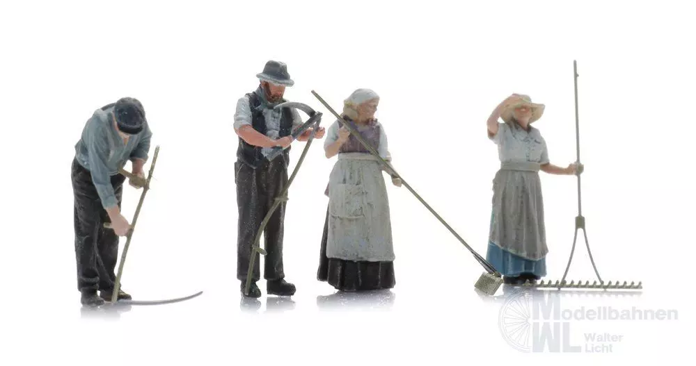 ARTITEC b.v. 5160058 - Heuernte mit Sense N 1:160