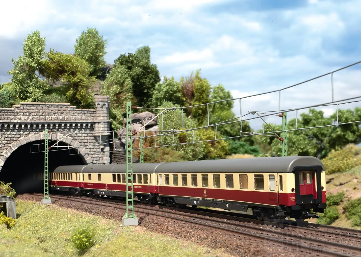 Märklin 43861 - Schnellzugwagen DB Ep.IV 1.Kl. Apmz 121 H0/WS