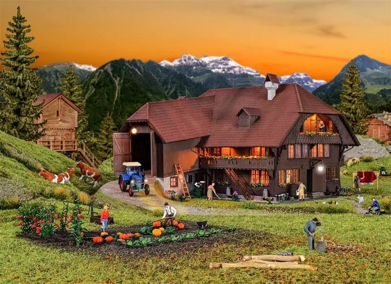 Kibri 38808 - Bauernhof im Emmental H0 1:87
