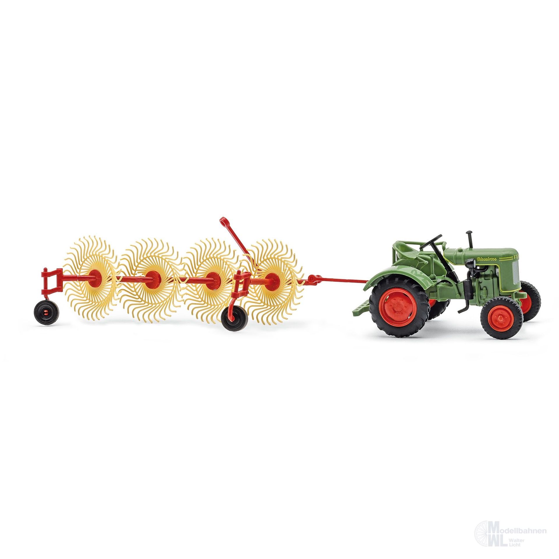 Busch 54155 - Fendt F15 Dieselross mit Bautz Spinne BS4 Baujahr 1951 H0 1:87
