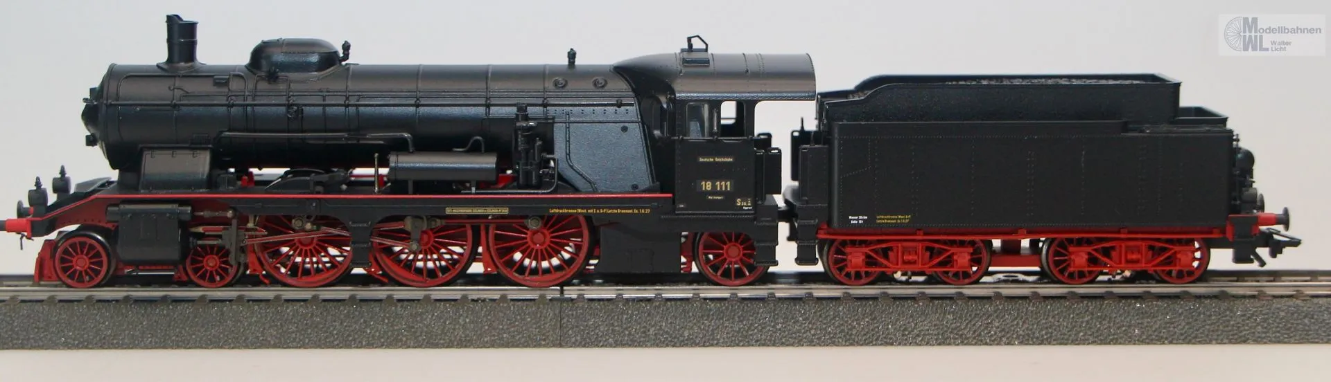 Märklin 37117 - MÄRKLIN - Dampflok BR 18.1 DRG Ep.II H0/WS Sound mfx