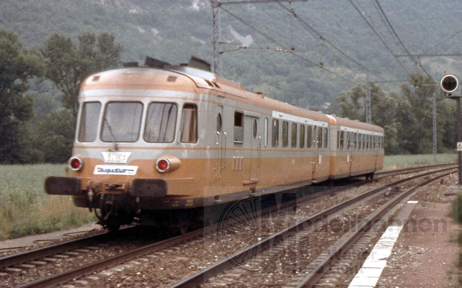 Jouef 2463S - Triebwagen RGP ENCF Ep.IV mit Beiwagen grau/orange H0/GL Sound