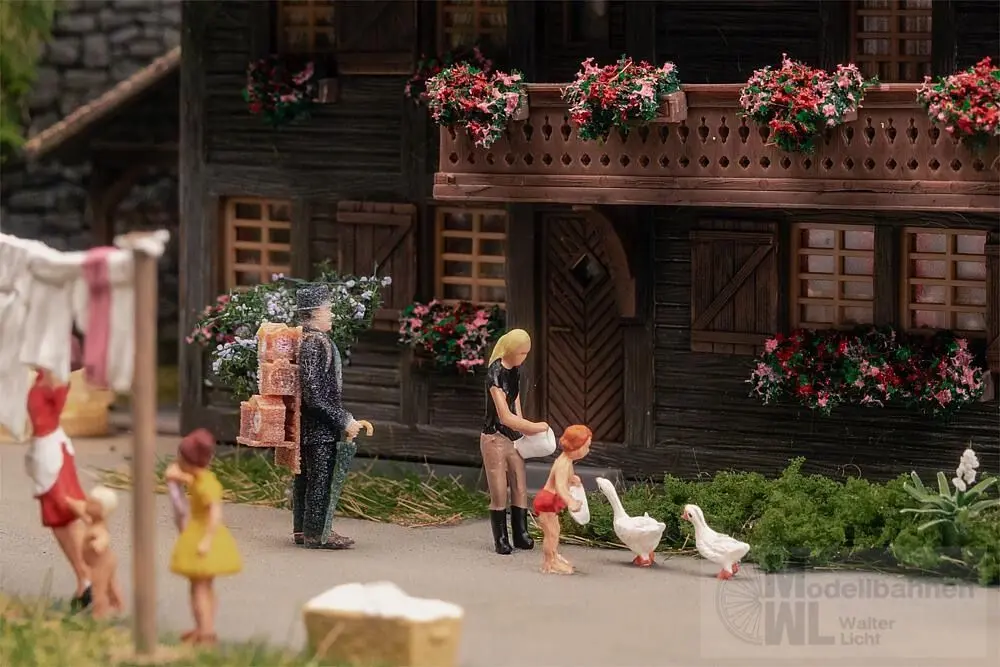 Faller 130012 - Jubiläumsmodell Uhrenmacherhaus mit Figur H0 1:87