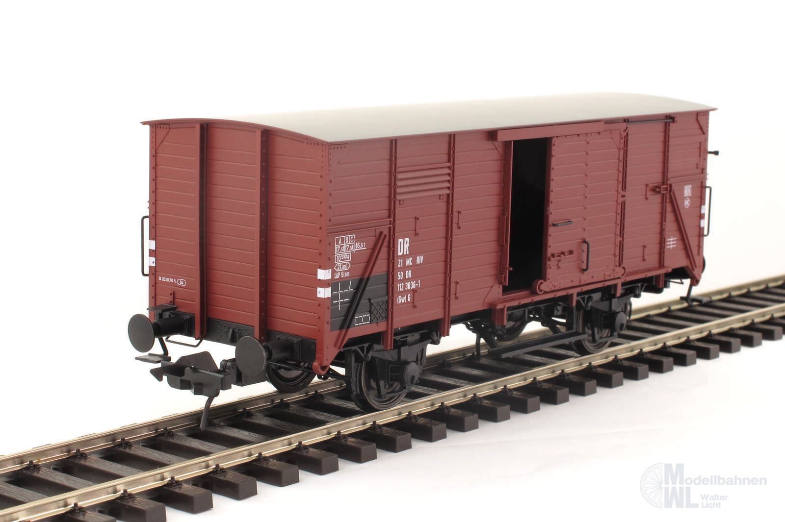 42210-17 Lenz 42210-17 - Güterwagen gedeckt DR Ep.IV G10 Nr. 112 3836-1 Spur 0