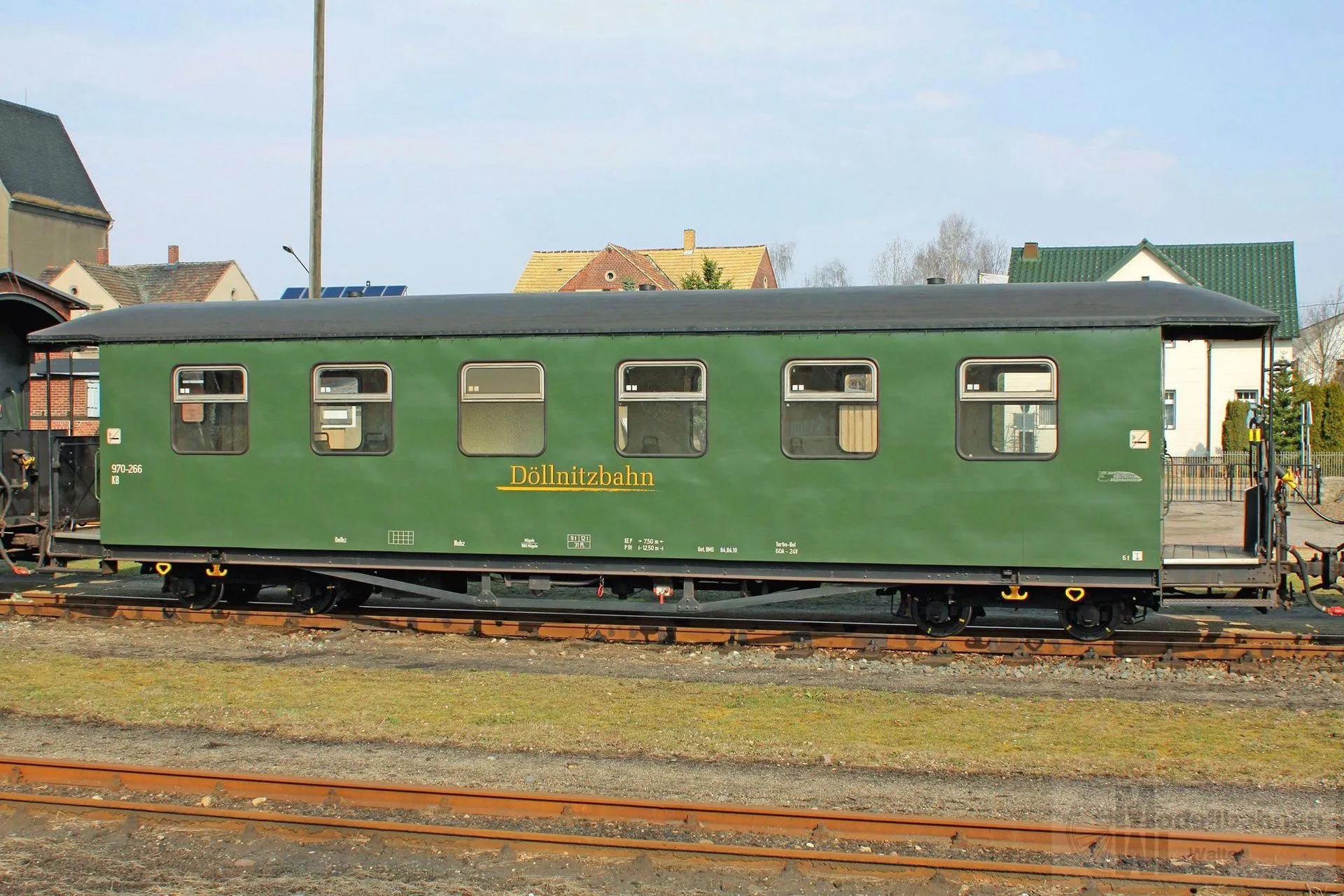 Bemo 3020896 - Modernisierungswagen Döllnitzbahn 970-266 H0e
