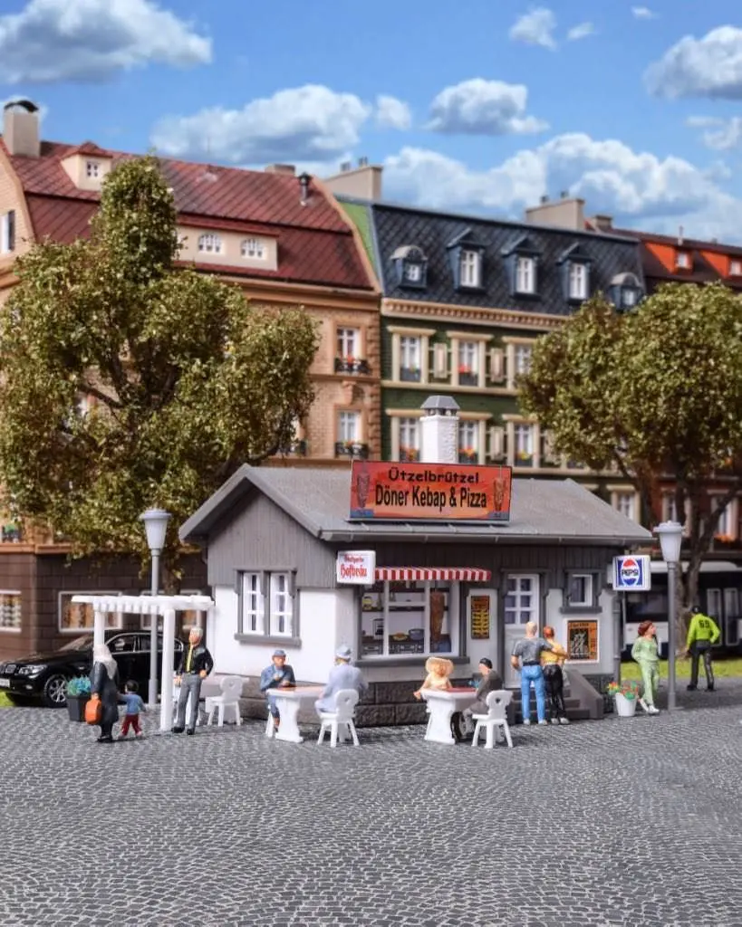 Vollmer 45151 - Imbiss-Stand Döner und Piz H0 1:87