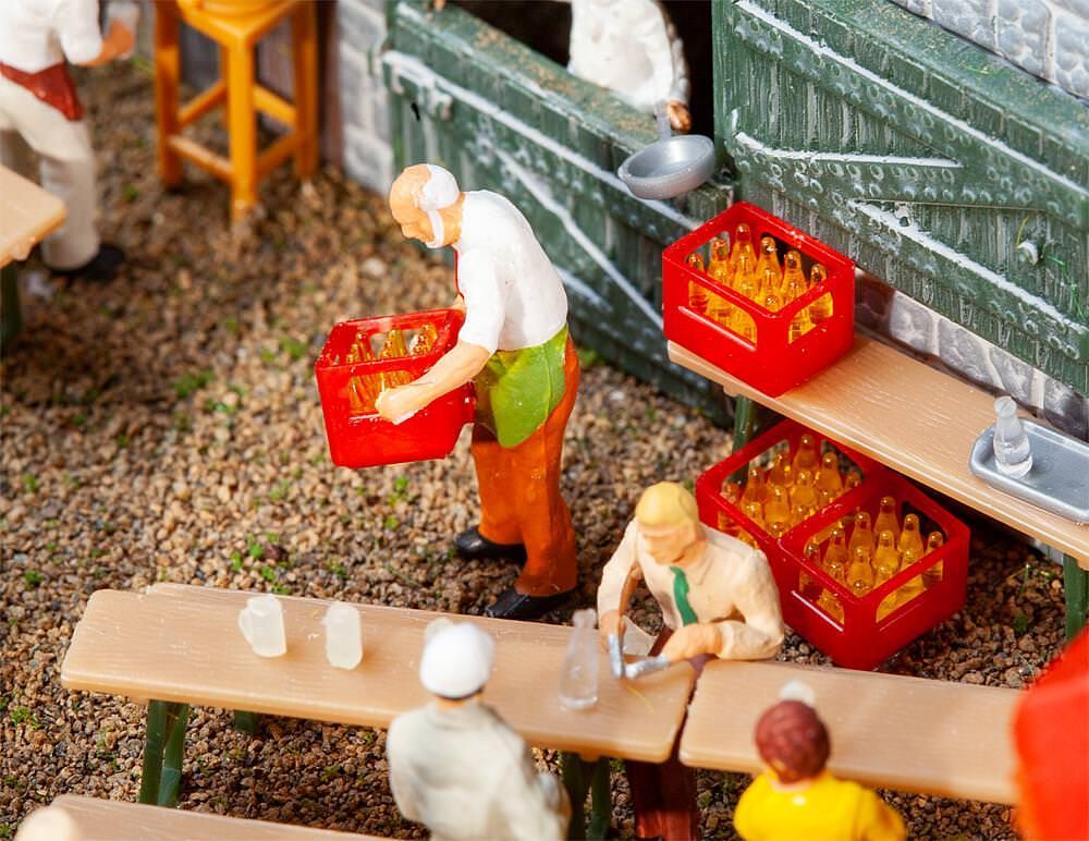 Faller 180996 - Getränkekisten 4 Stück mit Saftflaschen H0 1:87