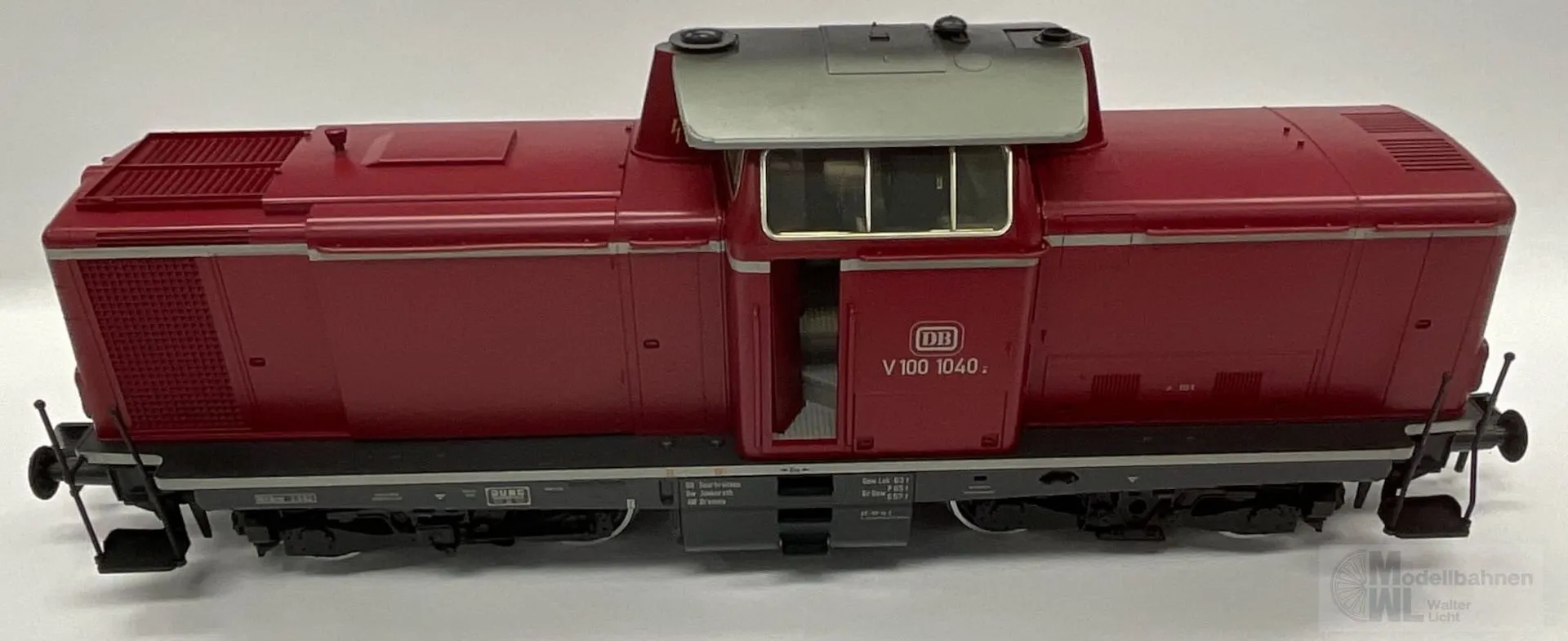 Märklin 5772 - MÄRKLIN - Diesellok V 100 1040 DB Ep.III Spur 1