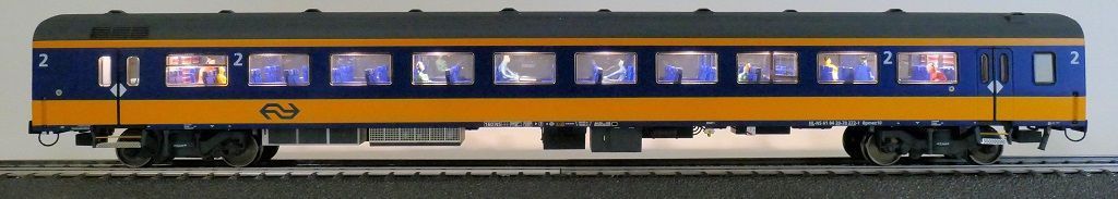 342-11150 Exact Train 11150 - Personenwagen NS Ep.VI ICRm Endwagen Bpmez10 gelb/blau H0/GL
