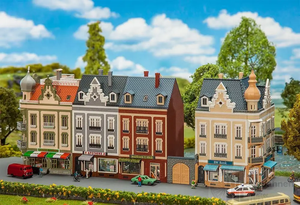 Faller 232385 - Stadthäuserzeile Beethovenstr N 1:160