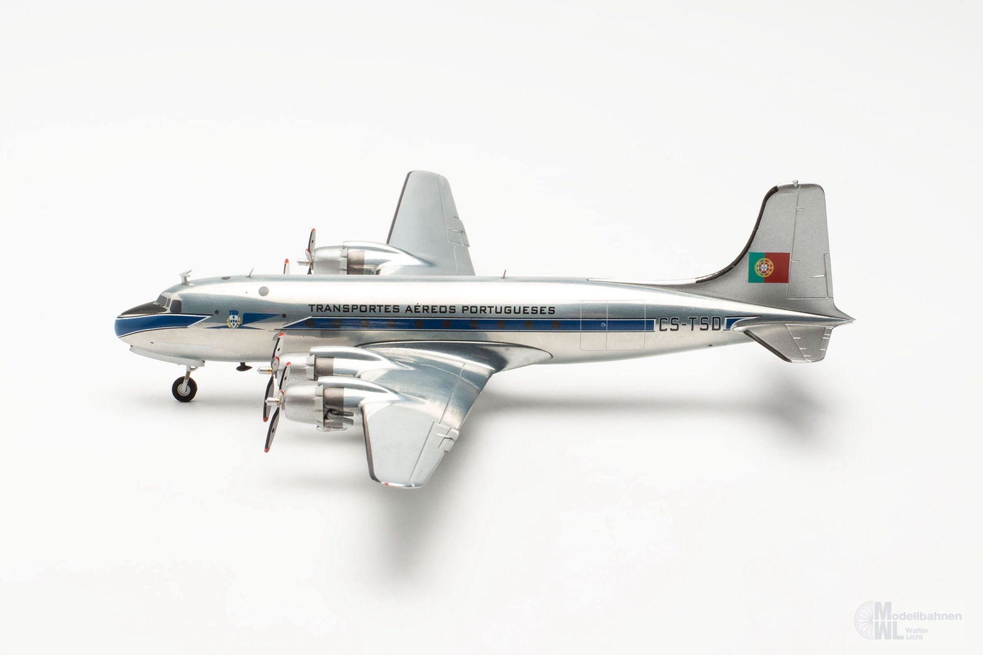 Herpa 572453 - Douglas DC-4 TAP Air Portugal 1:200