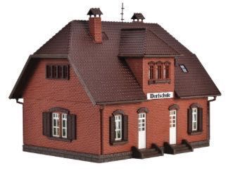 Vollmer 43570 - Kleine Dorfschule H0 1:87 Vollmer 43570 - Kleine Dorfschule H0 1:87