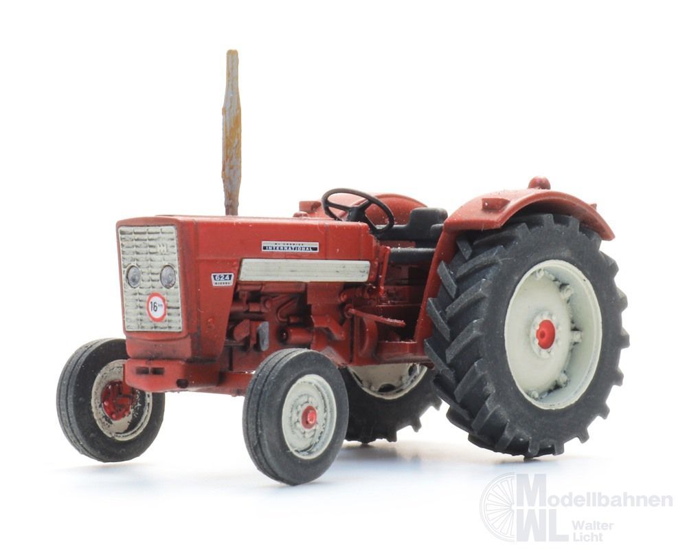 ARTITEC b.v. 10.461 - McCormick International 624 Tractor BAUSATZ H0 1:87