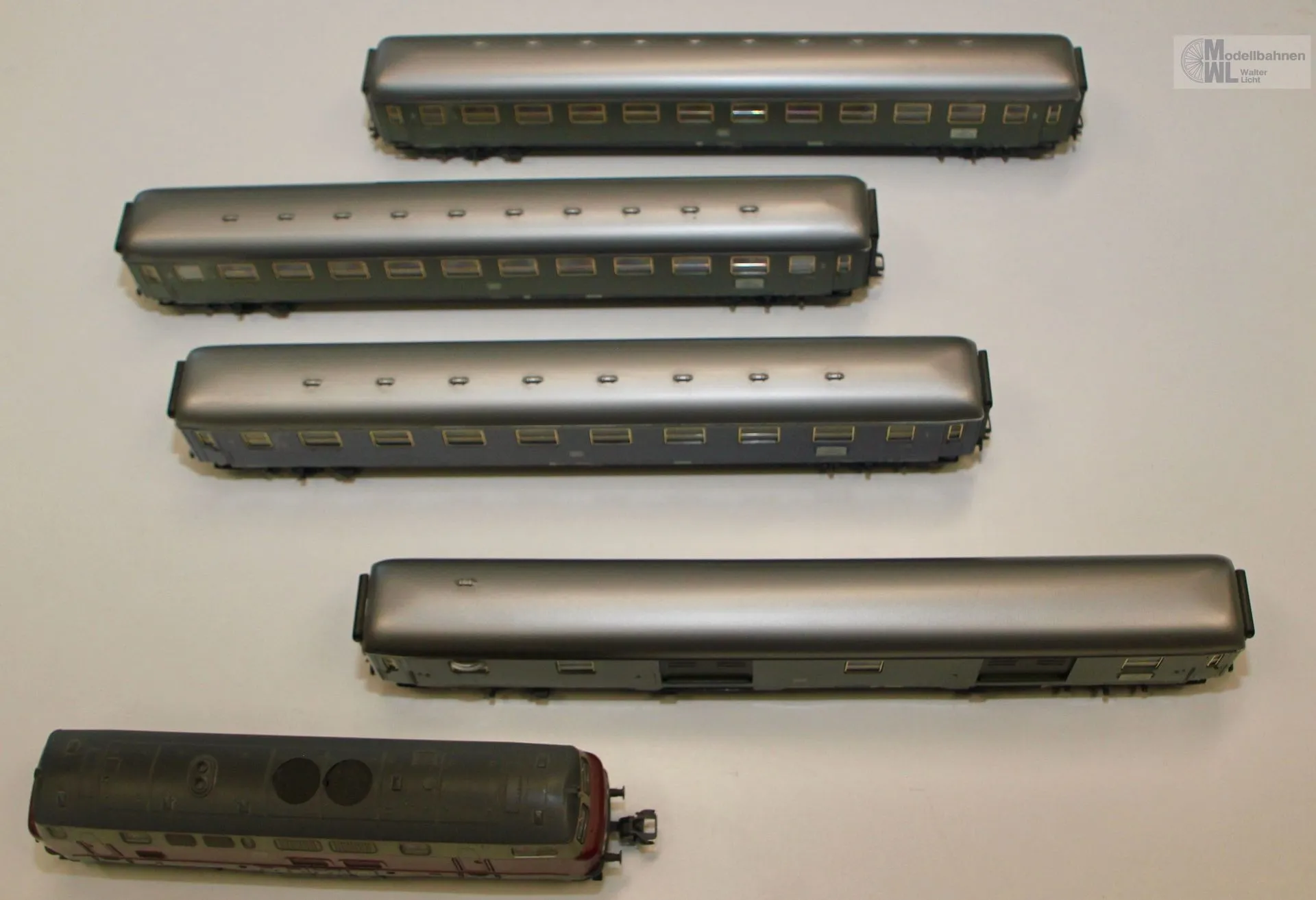 Märklin 2664 - MÄRKLIN - Zugpackung Schnellzug Diesellok Lollo +4 Wagen DB Ep.III H0/WS Digital
