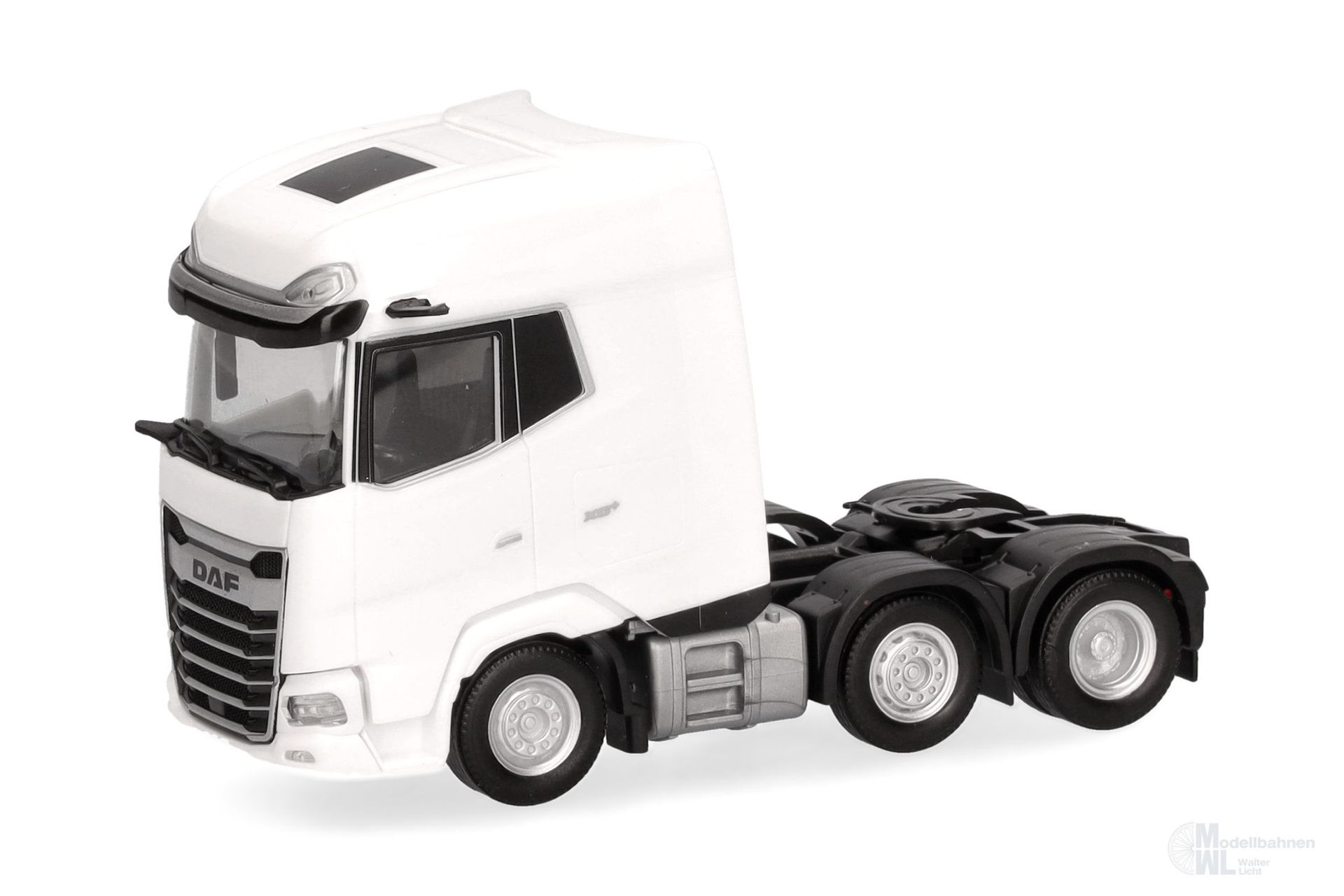 Herpa 318990 - DAF XG+ Zugmaschine 3a (6x2) H0 1:87 Herpa 318990 - DAF XG+ Zugmaschine 3a (6x2) H0 1:87
