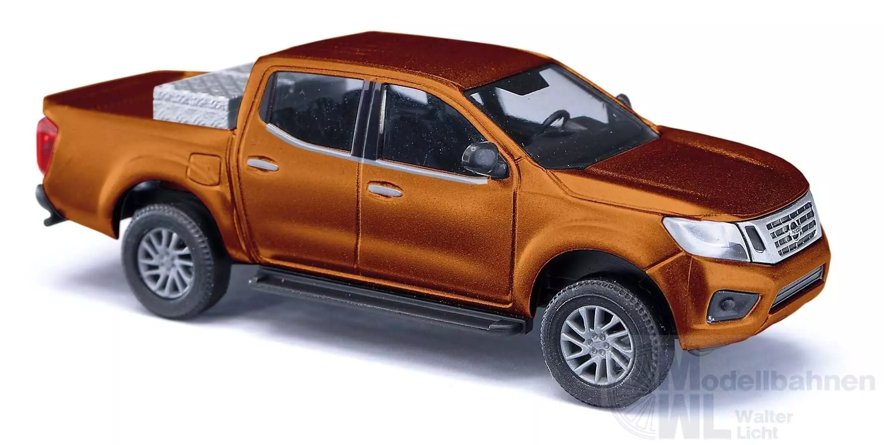 Busch 53720 - Nissan Navara mit Alukiste G H0 1:87