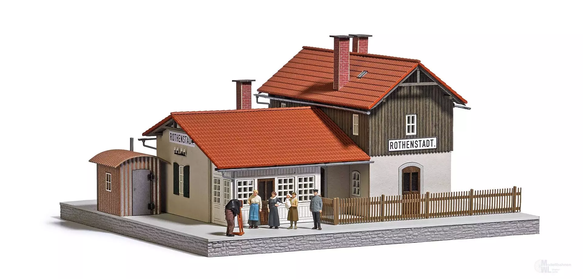 Busch 1951 - Bahnhof Rothenstadt mit Wellblechschuppen und Figuren H0 1:87