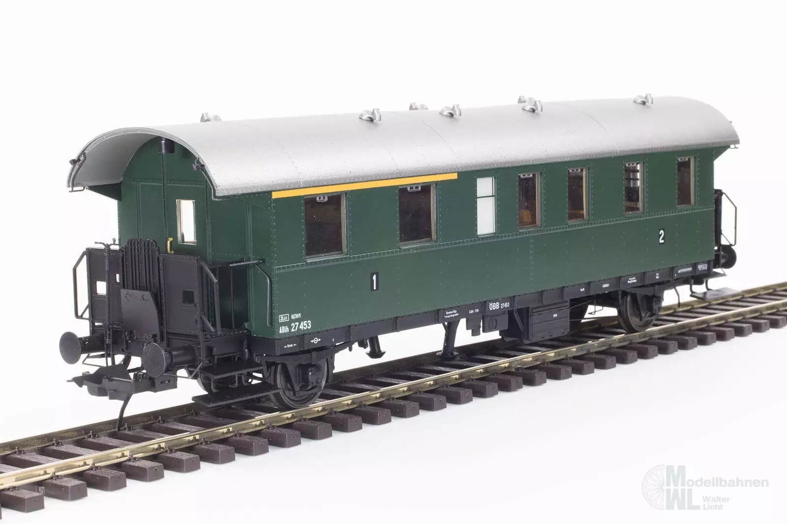 Lenz 41110-08 - Donnerbüchse ÖBB Ep.III 1./2.Kl. tannengrün Spur 0