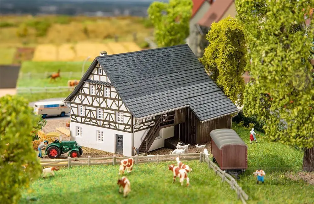 Faller 232190 - Bauernhaus N 1:160
