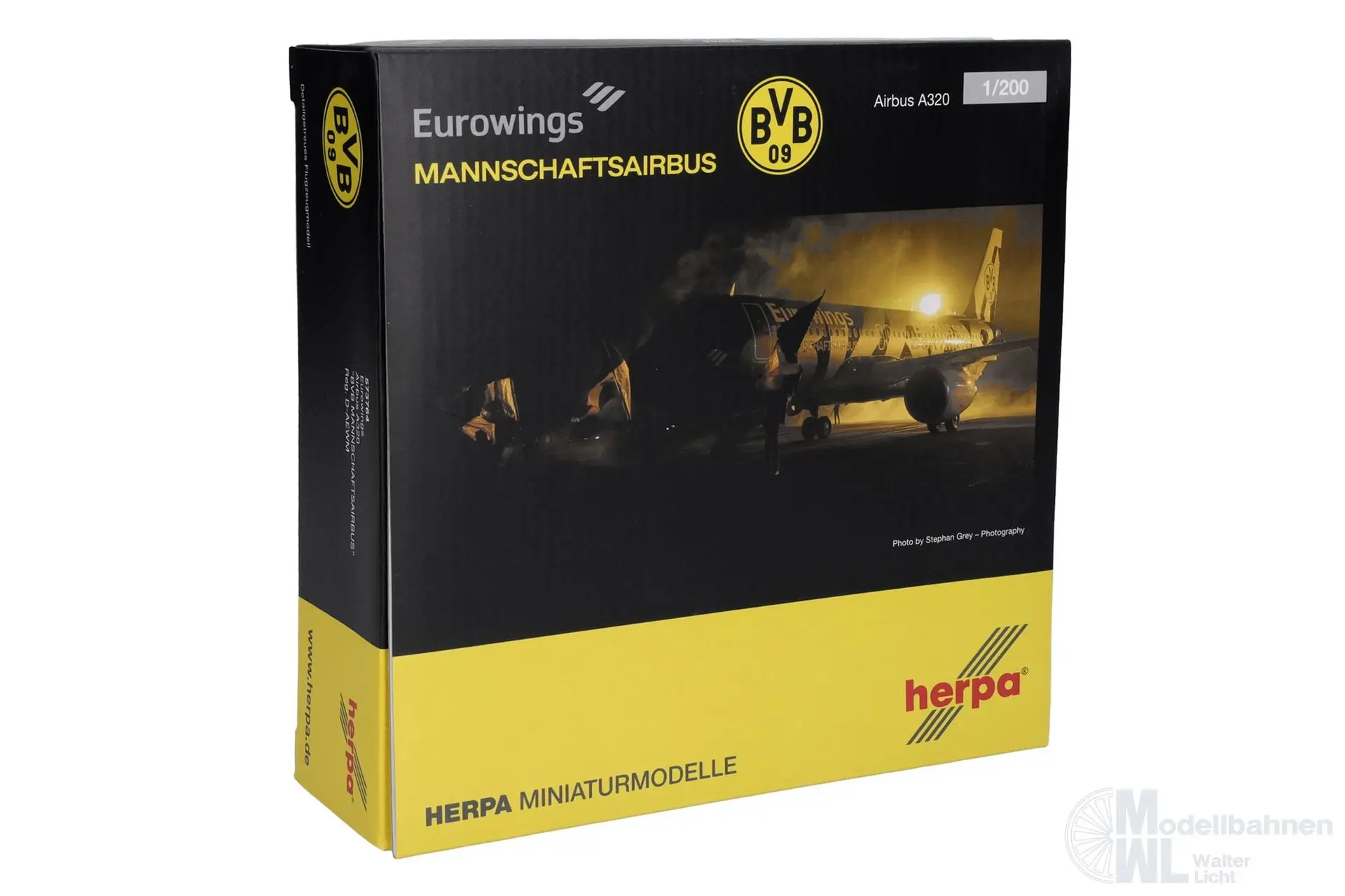 Herpa 573764 - Airbus A320 Eurowings BVB 2025 1:200