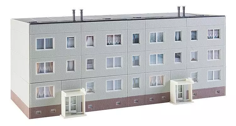 Faller 130801 - Plattenbau Typ P2 Basispackun H0 1:87