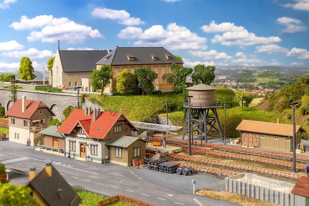 Faller 239011 - Aktions-Set Bahnhof Feldsee N 1:160 Faller 239011 - Aktions-Set Bahnhof Feldsee N 1:160