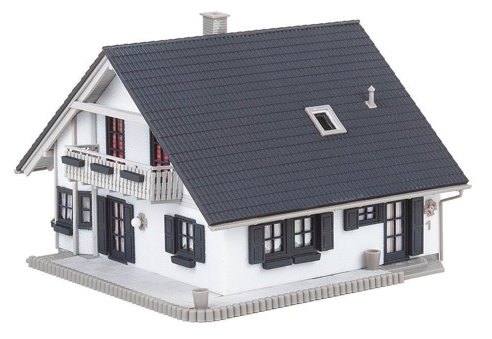 Faller 130640 - Saniertes Einfamilienhaus H0 1:87