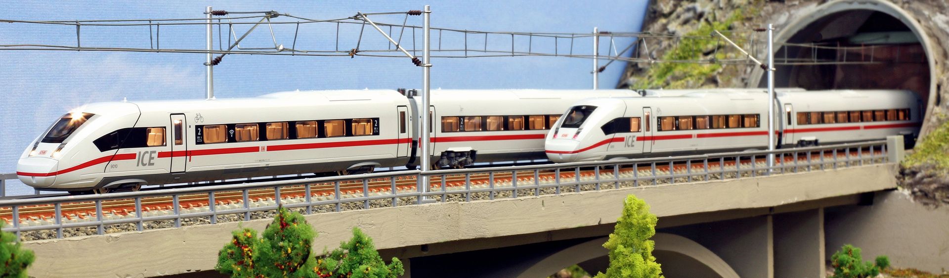 Kato 20-032 - Triebzug ICE 4 DB 4.tlg. Basis Set N 1:160