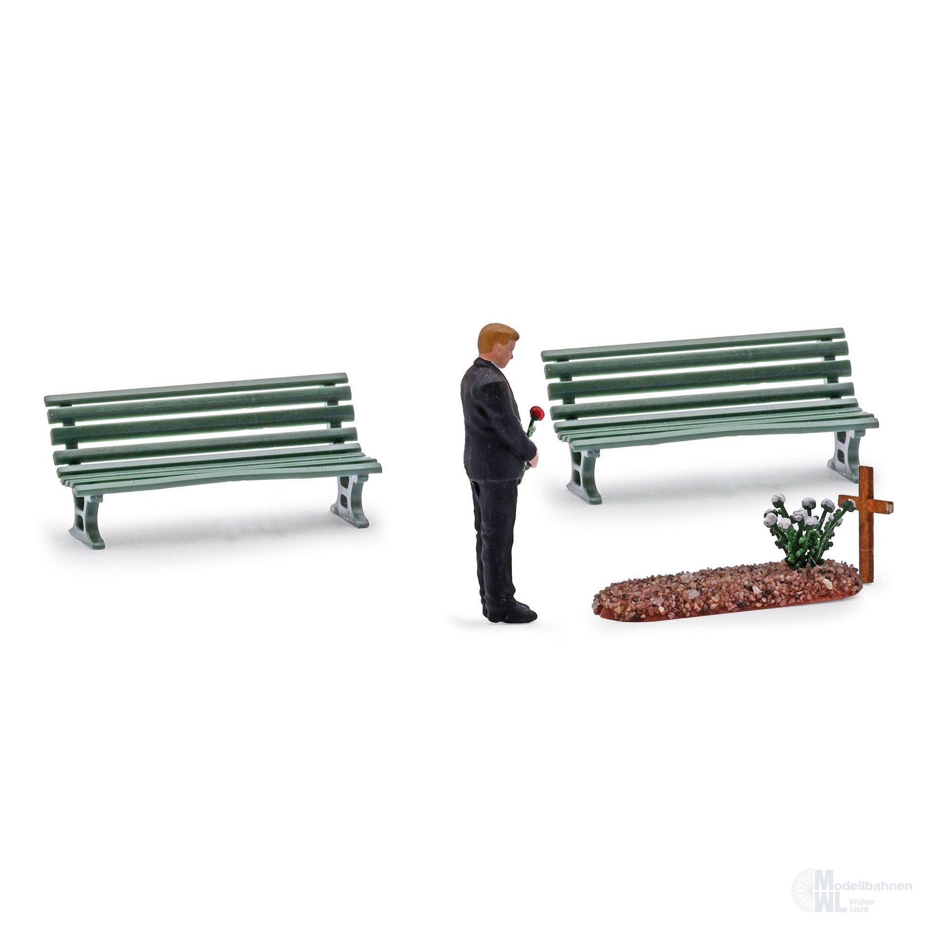 Busch 79933 - A-Set: Besuch am Grab H0 1:87