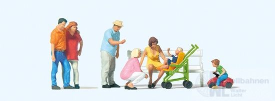 Preiser 10695 - Familienausflug H0 1:87 Preiser 10695 - Familienausflug H0 1:87