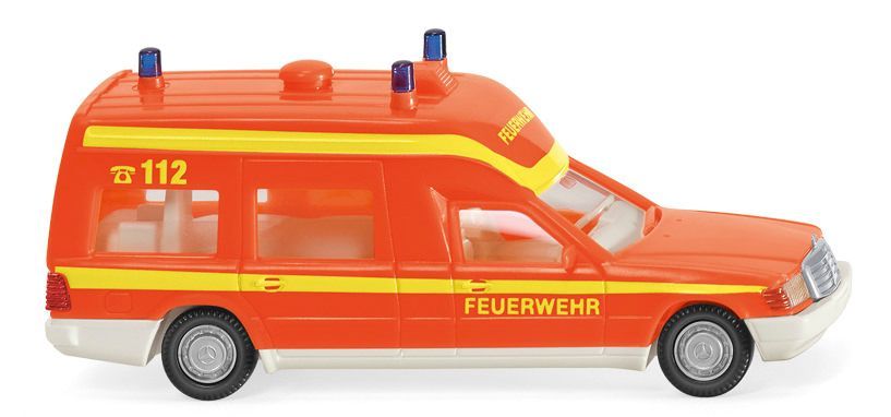 Wiking 060701 - Feuerwehr - Krankenwagen Mercedes-Benz Binz - tagesleuchtrot H0 1:87
