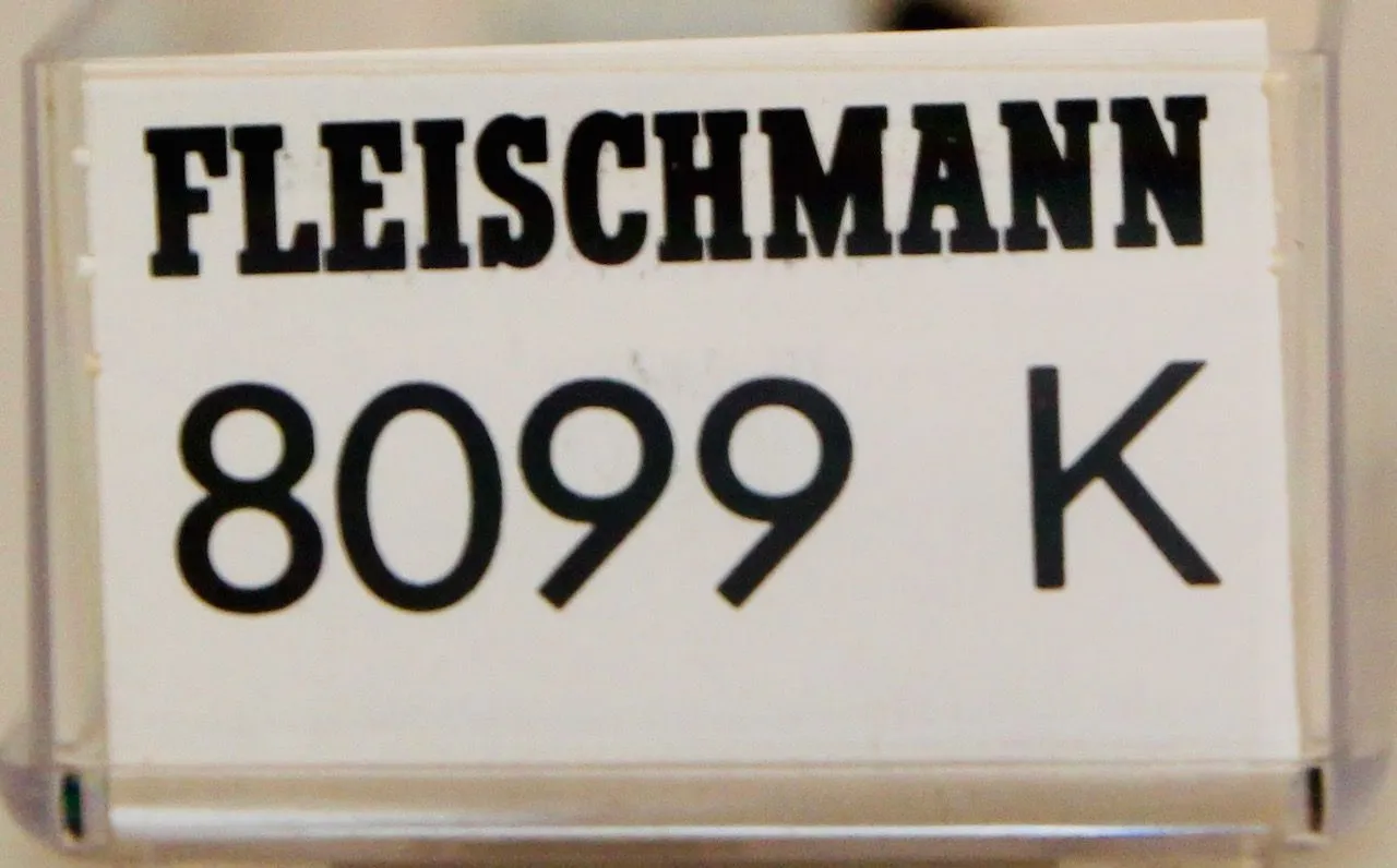 Fleischmann 8099 - FLEISCHMANN - Umbauwagen DB Ep.III 2.Kl. B3yg N 1:160