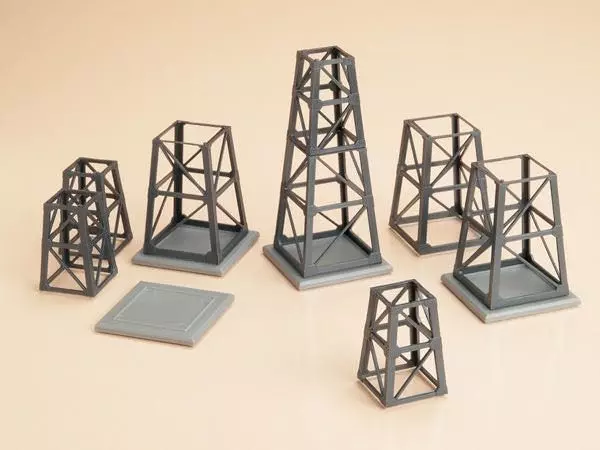 Auhagen 48640 - 8 Stahltragwerkselemente konisch H0 1:87 / TT 1:120