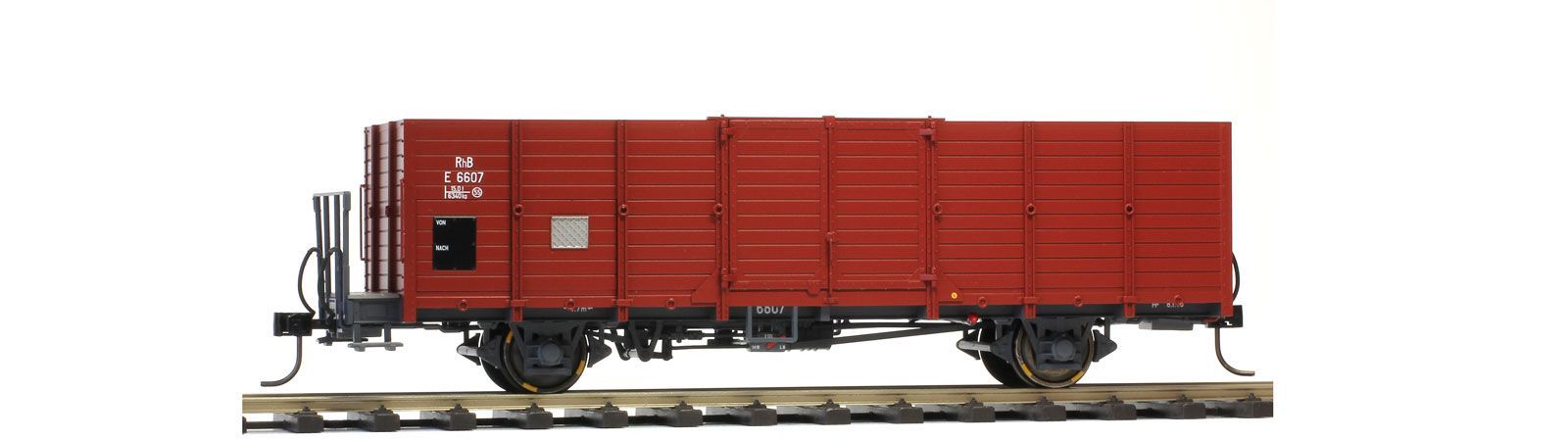 Bemo 9451107 - Hochbordwagen RhB E 6607 mit Holzwand Spur 0m