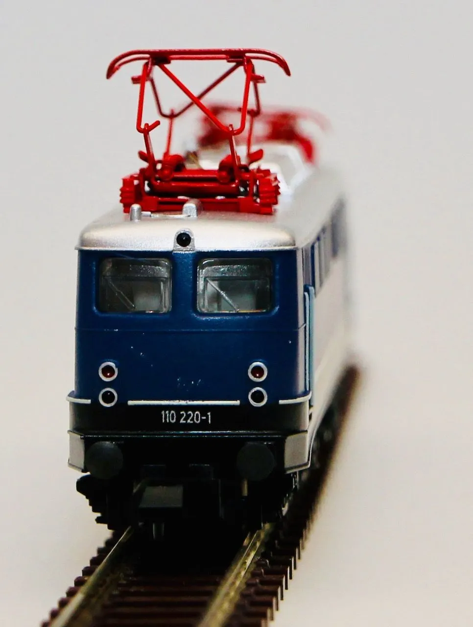 Arnold 2317 - ARNOLD - E-Lok BR 110 220-1 DB Ep.IV N 1:160
