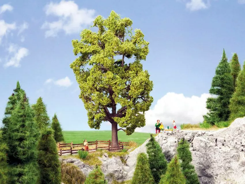 Noch 21781 - Linde 18,5 cm hoch Spur 0/H0 1:87