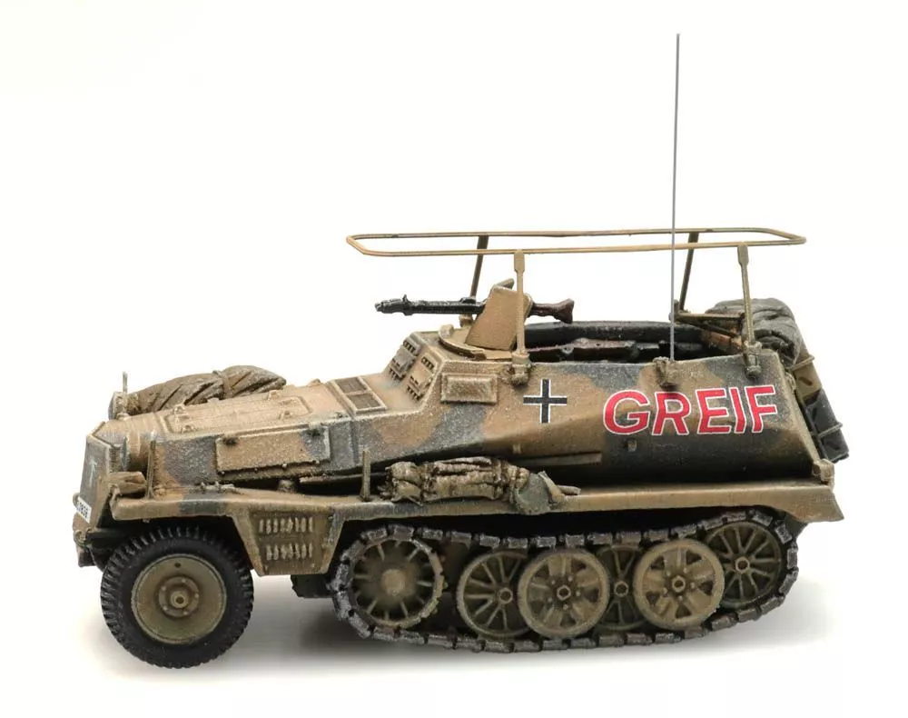 ARTITEC b.v. 6870277 - SdKfz 250/3 Afrika GREIF H0 1:87