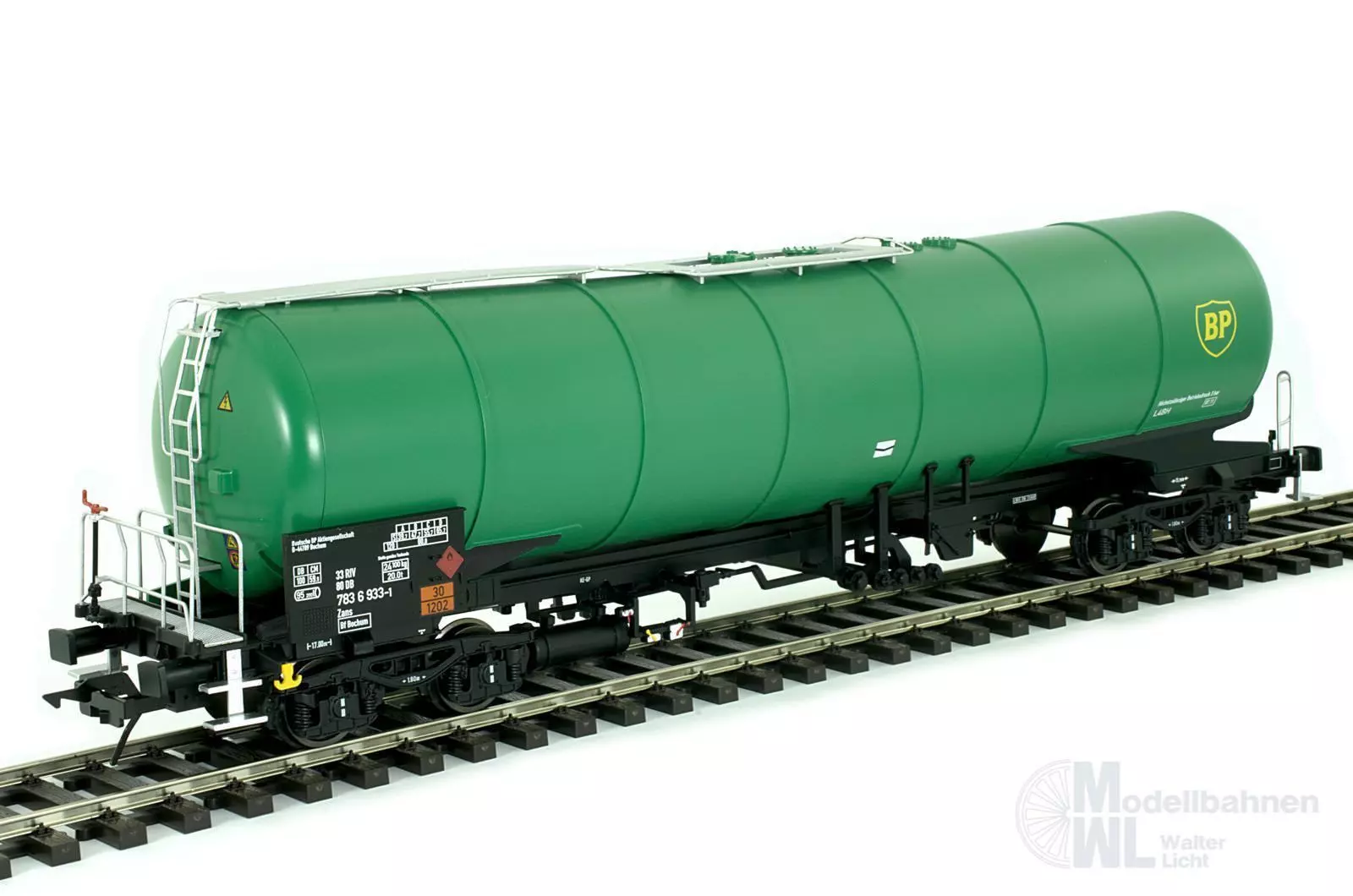 Lenz 42323-10 - Kesselwagen BP Zans grau/grün Spur 0