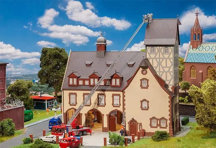 Faller 130163 - Hauptfeuerwache H0 1:87