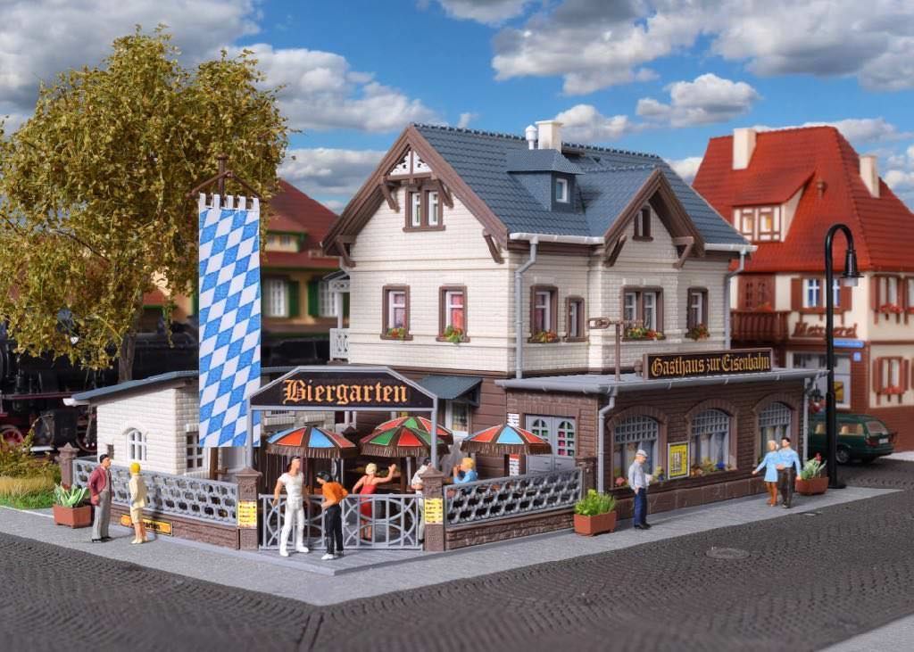 Vollmer 43663 - Bahnhofsgaststätte H0 1:87