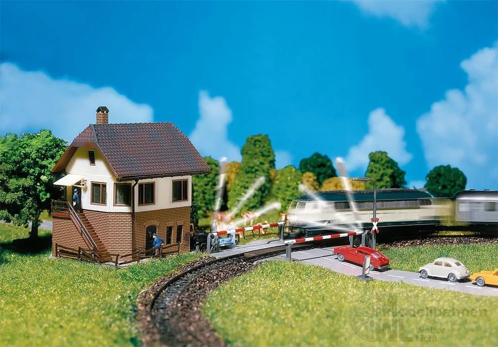 Faller 222170 - Bahnübergang mit Stellwerk N 1:160