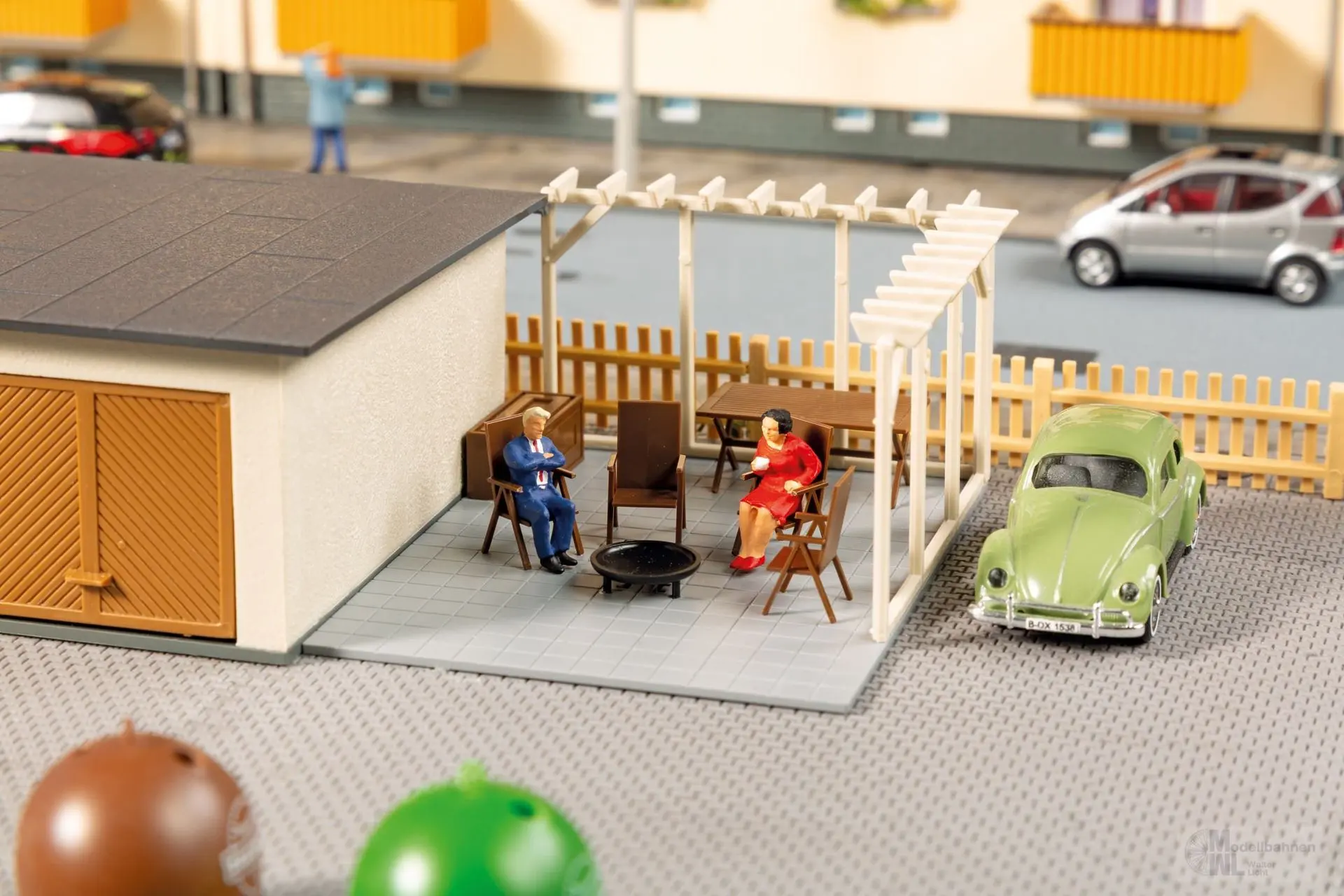 Auhagen 11479 - Garagen mit Zubehör H0 1:87