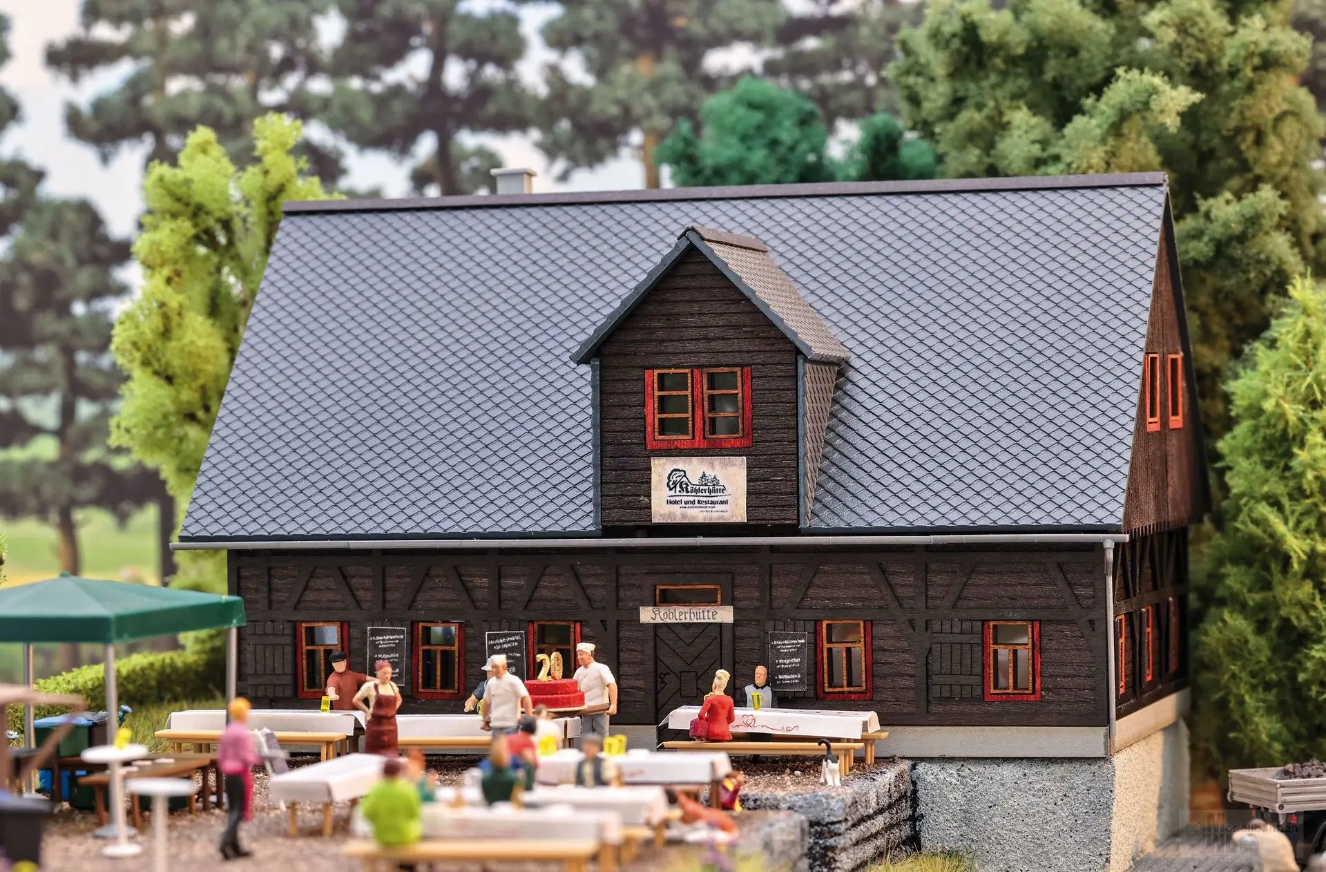 Busch 1964 - Waldgasthaus Köhlerhütte H0 1:87